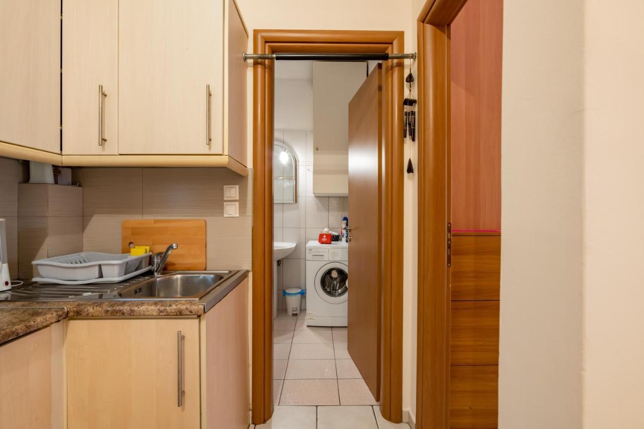 Flat In Excellent Location With Private Parking Apartamento Atenas Exterior foto