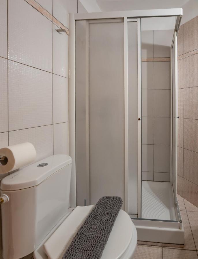 Flat In Excellent Location With Private Parking Apartamento Atenas Exterior foto